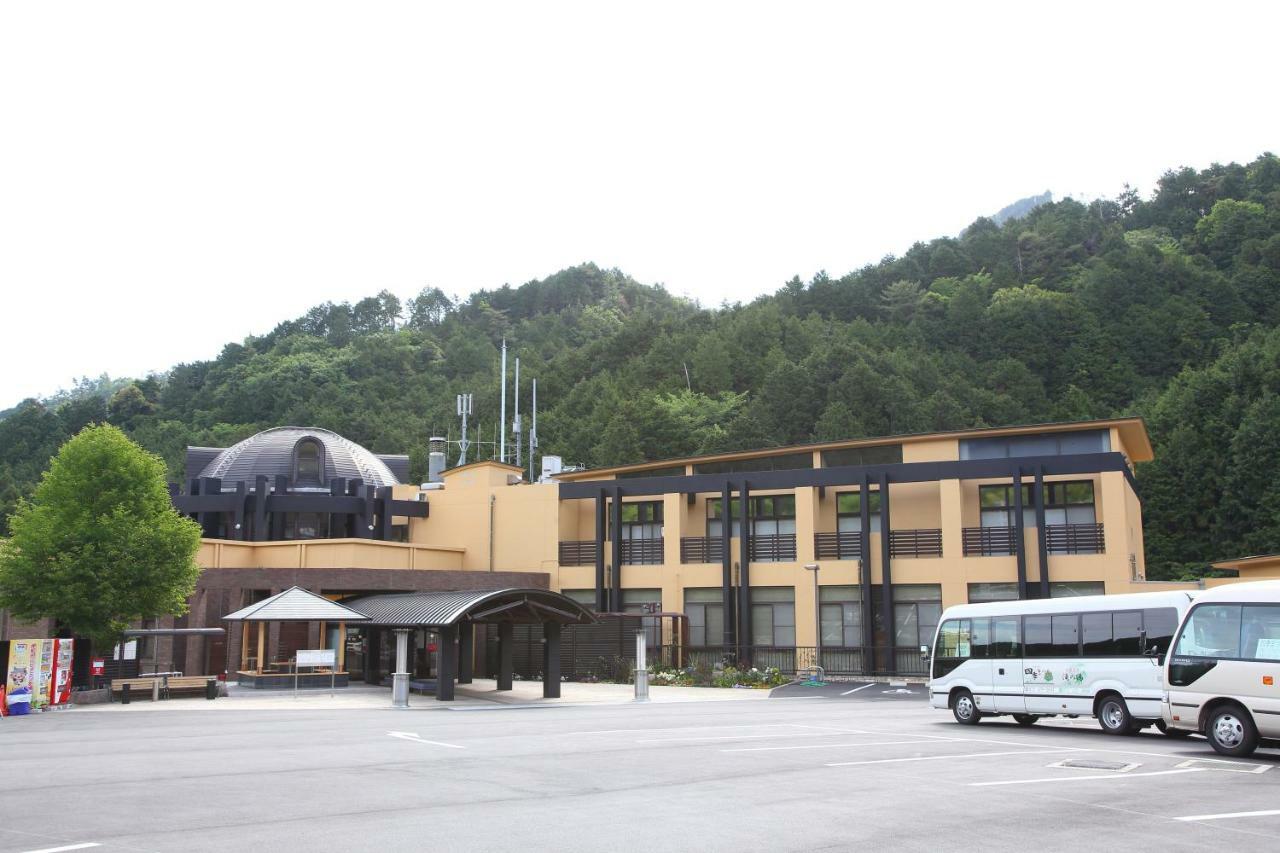 Ushitaki Onsen Shiki Matsuri Hotel Kisivada Kültér fotó
